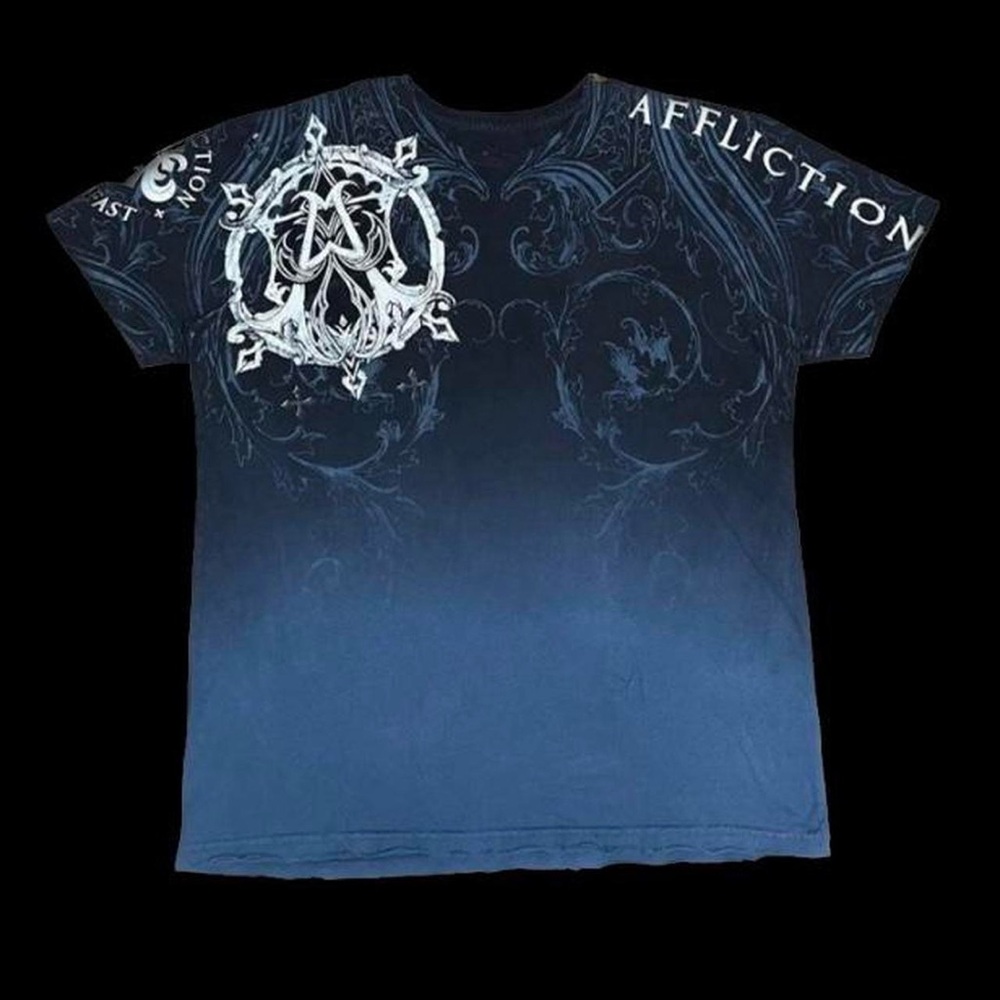 Affliction Cross tee - Picture 2 of 3